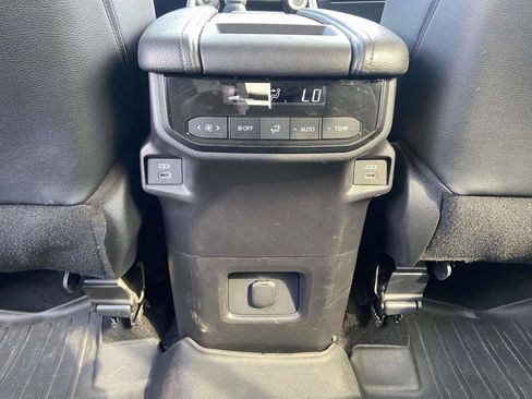 Used 2026 Toyota Grand Highlander AWD Hybrid image 23
