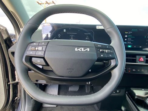 New 2025 Kia EV6 Light AWD/4WD image 16