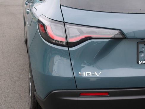 New 2026 Honda HR-V LX image 9