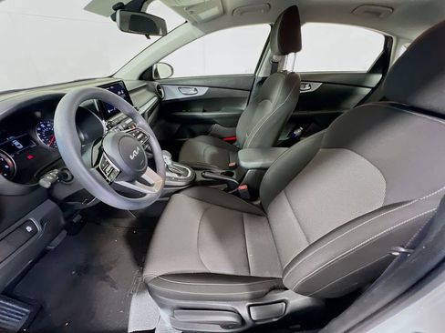 Certified 2023 Kia Forte LXS FWD image 10