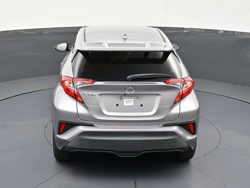 Used 2020 Toyota C-HR LE FWD image 15