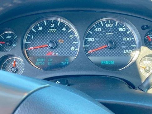Used 2011 Chevrolet Tahoe LT w/ Luxury Package AWD/4WD image 31