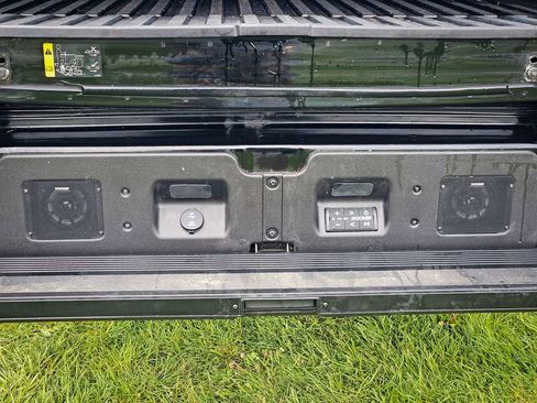 Used 2022 GMC Sierra 1500 Denali Ultimate AWD/4WD image 13