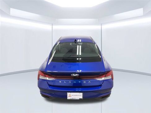 Used 2023 Hyundai Elantra SEL w/ Convenience Package FWD image 38