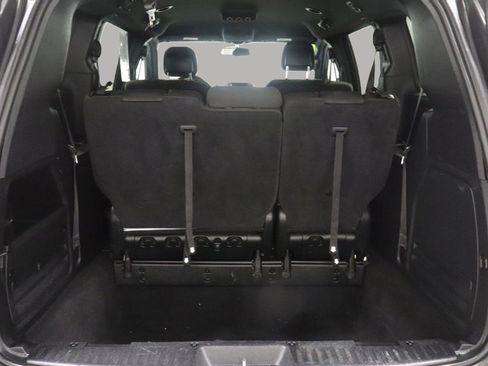 Used 2018 Dodge Grand Caravan SE FWD image 19