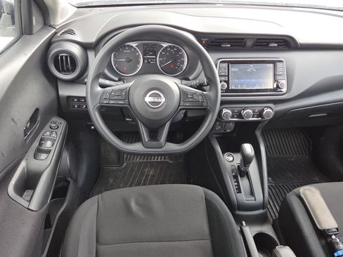 Used 2025 Nissan Kicks Play S FWD image 5
