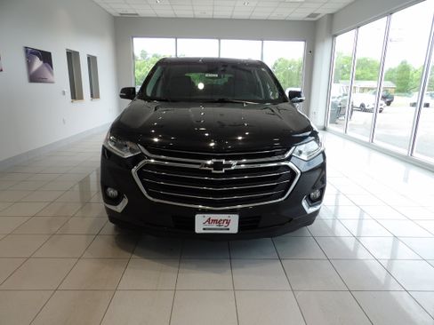 Used 2018 Chevrolet Traverse Premier AWD/4WD image 2