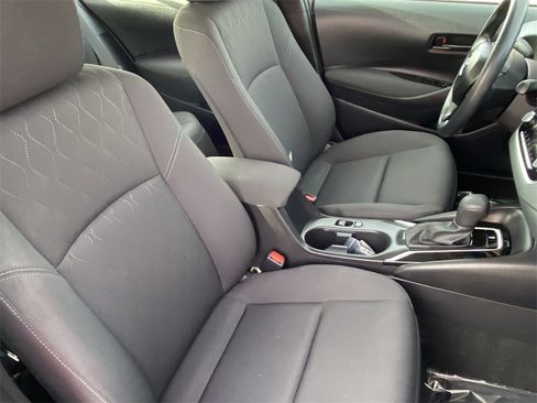 Certified 2025 Toyota Corolla LE image 13