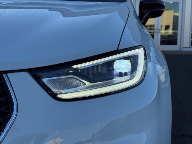 New 2026 Chrysler Pacifica Select AWD/4WD image 8