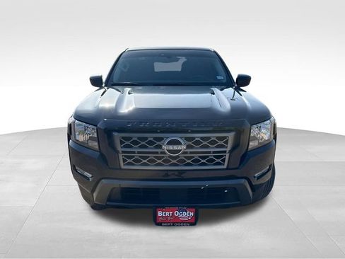 Certified 2024 Nissan Frontier SV w/ SV Convenience Package RWD image 2