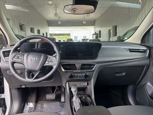 Used 2025 Buick Encore GX Preferred image 31