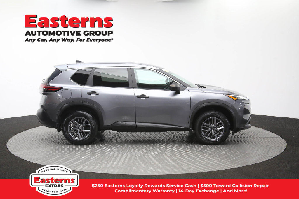 Used 2023 Nissan Rogue S AWD/4WD image 48