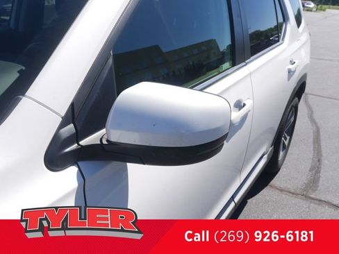 Used 2023 Honda Pilot EX-L image 11