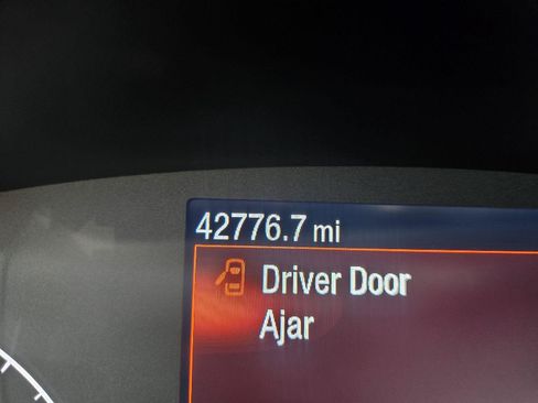Used 2024 Ford Transit 350 XLT RWD image 21