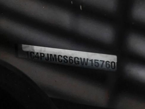 Used 2016 Jeep Cherokee Latitude image 53