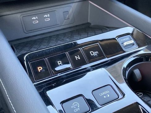 Used 2025 Nissan Murano SL image 23