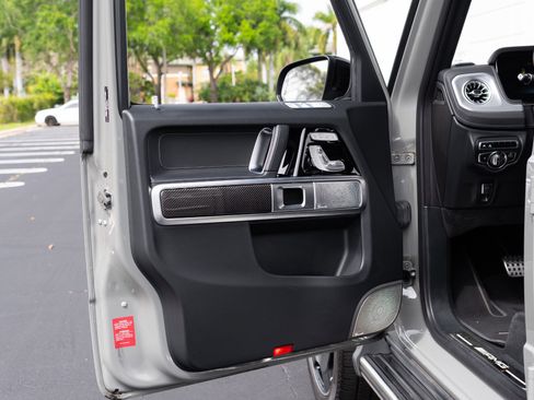 Used 2024 Mercedes-Benz G 63 AMG 4MATIC image 29