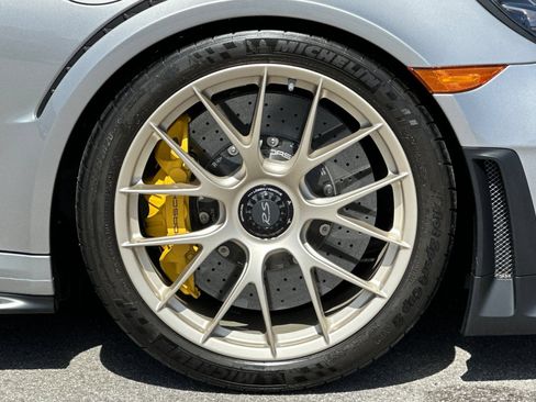 Used 2018 Porsche 911 GT2 RS RWD image 40