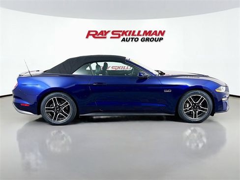 Used 2019 Ford Mustang GT Premium w/ Equipment Group 401A image 8