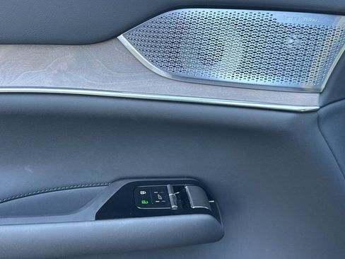 New 2025 Volvo EX90 Ultra AWD/4WD image 14