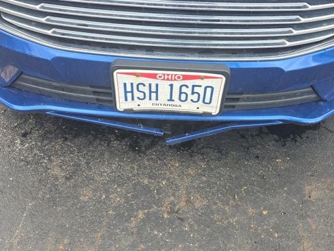 Used 2018 Ford Fusion SE w/ Fusion SE Technology Package image 14