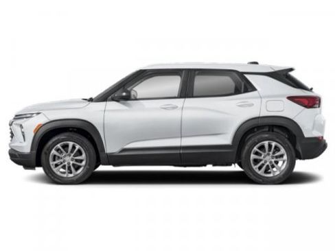 New 2026 Chevrolet TrailBlazer LS image 3
