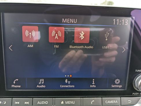 Used 2024 Nissan Altima 2.5 SV image 29