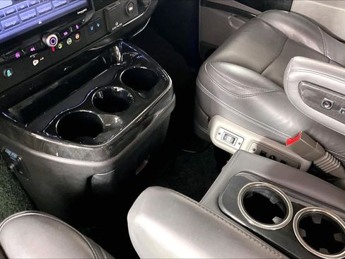 Used 2021 Chevrolet Express 2500 LS w/ Enhanced Convenience Package image 15