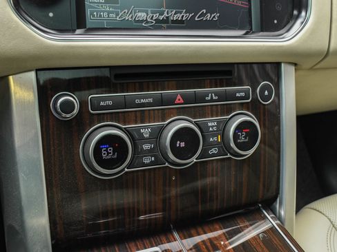 Used 2016 Land Rover Range Rover HSE image 16