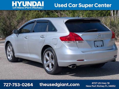 Used 2009 Toyota Venza FWD image 3