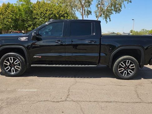 Used 2021 GMC Sierra 1500 AT4 w/ AT4 Premium Package AWD/4WD image 7