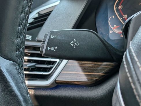 Used 2021 BMW X5 sDrive40i w/ Premium Package RWD image 33
