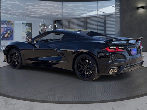 Certified 2025 Chevrolet Corvette Stingray Premium Conv w/ Z51 Performance Package RWD image 4