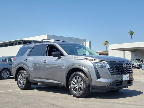New 2026 Nissan Pathfinder SV FWD image 8