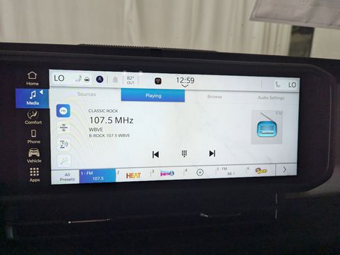 New 2025 Jeep Gladiator Sport image 15