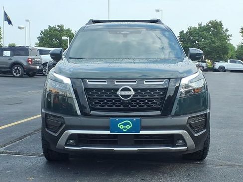 Used 2025 Nissan Pathfinder Rock Creek AWD/4WD image 2