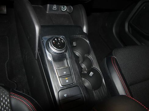 Used 2025 Ford Escape ST-Line w/ Equipment Group 301A FWD image 18