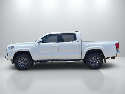 Used 2023 Toyota Tacoma SR5 RWD image 8