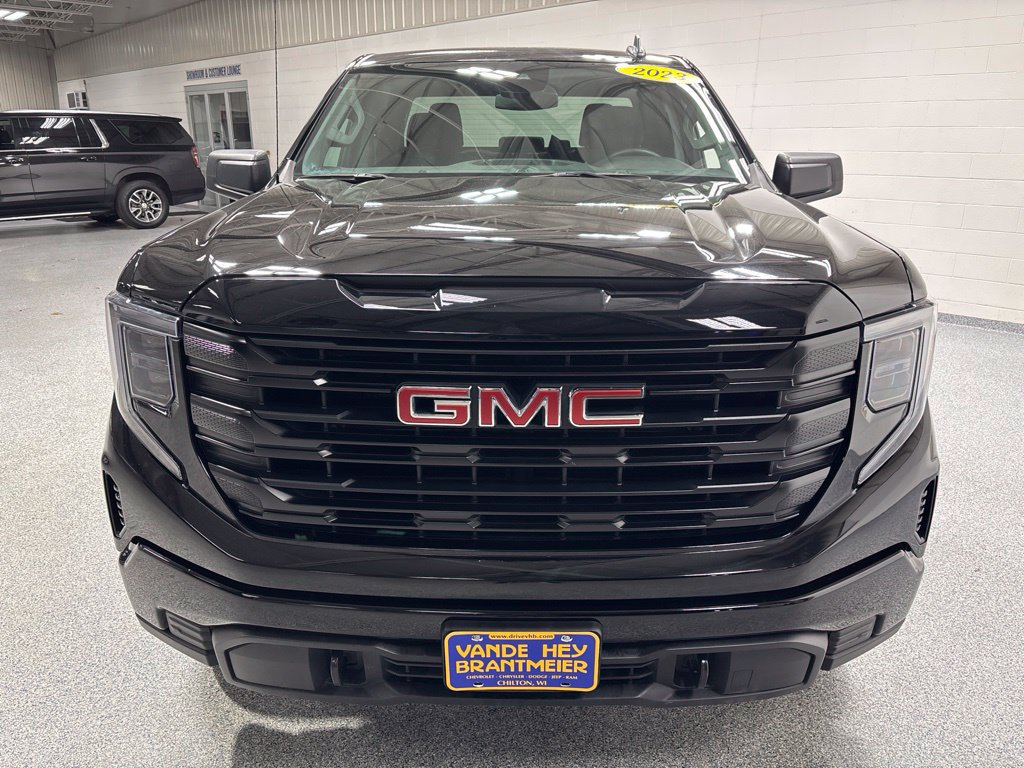 Used 2023 GMC Sierra 1500 Pro w/ Graphite Edition AWD/4WD image 2
