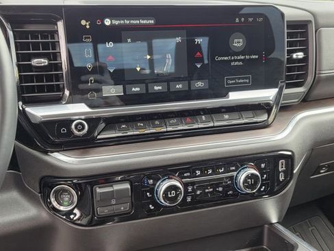 Used 2024 GMC Sierra 1500 SLT w/ SLT Premium Plus Package image 10