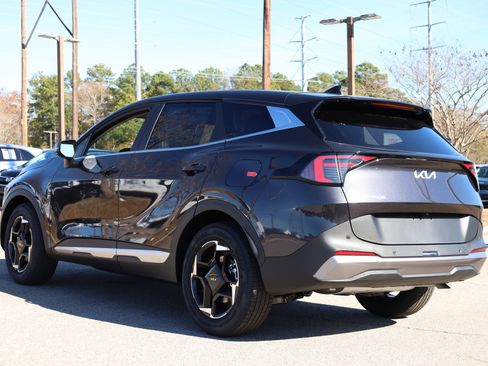 New 2026 Kia Sportage EX image 7