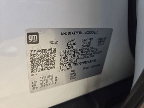 Used 2022 Chevrolet Suburban RST w/ Luxury Package RWD image 37