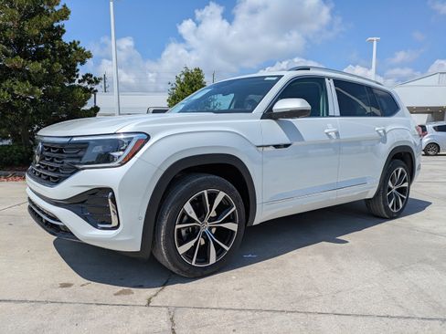 New 2026 Volkswagen Atlas SEL Premium R-Line AWD/4WD image 8