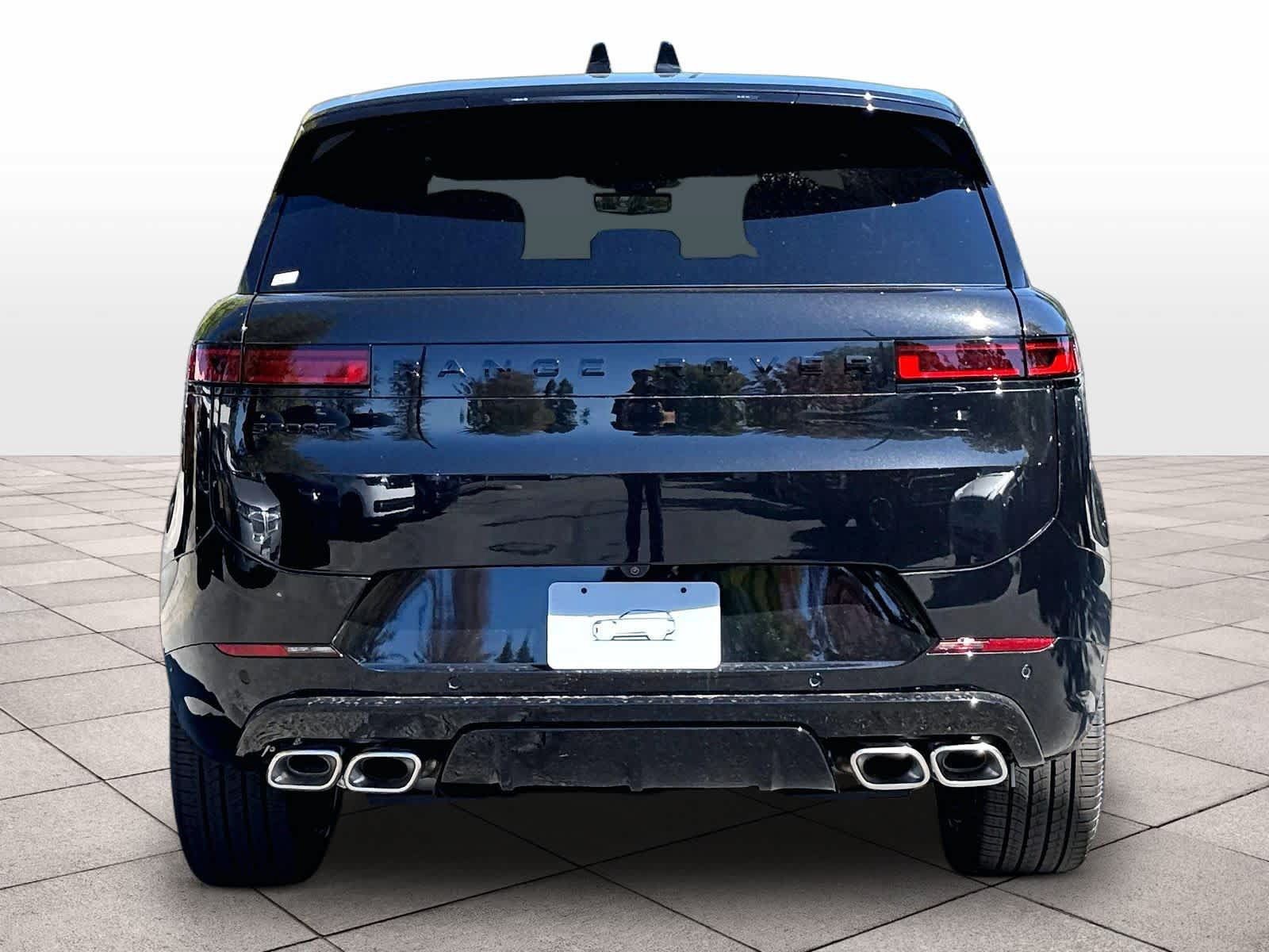 New 2026 Land Rover Range Rover Sport Dynamic SE AWD/4WD image 6