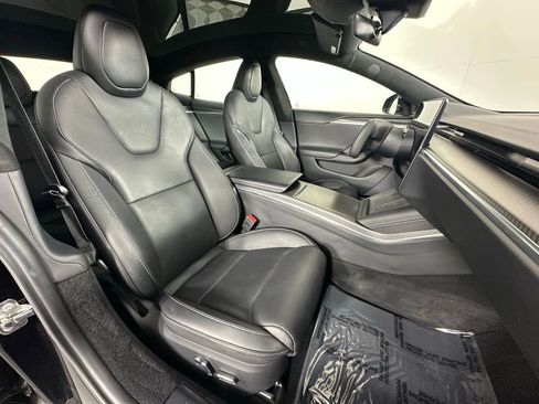 Used 2023 Tesla Model S Plaid image 8