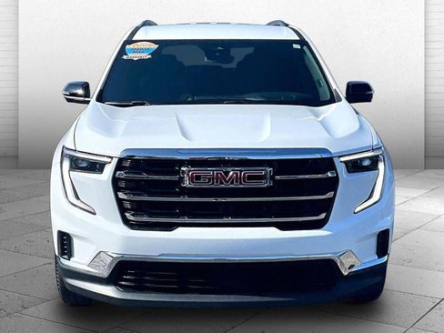 Used 2025 GMC Acadia Elevation AWD/4WD image 2