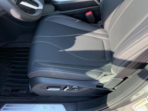 Certified 2025 Acura RDX w/ Technology Package image 13