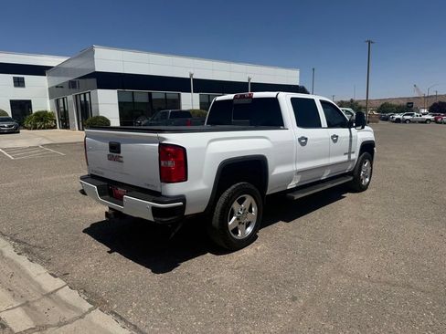 Used 2015 GMC Sierra 2500 Denali w/ Duramax Plus Package AWD/4WD image 6