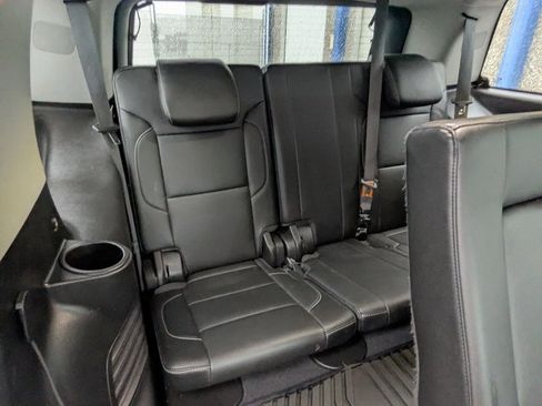 Used 2019 Chevrolet Tahoe LT w/ LT Signature Package image 30