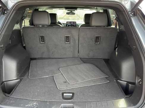 Used 2025 Chevrolet Blazer RS image 8